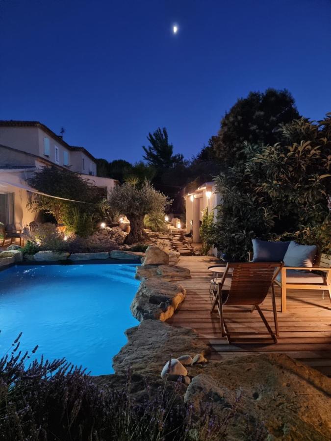 Une Oasis Au Pays De Cezanne Aix-en-Provence Eksteriør bilde
