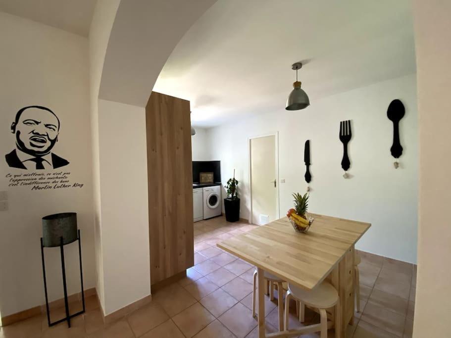 Une Oasis Au Pays De Cezanne Aix-en-Provence Eksteriør bilde